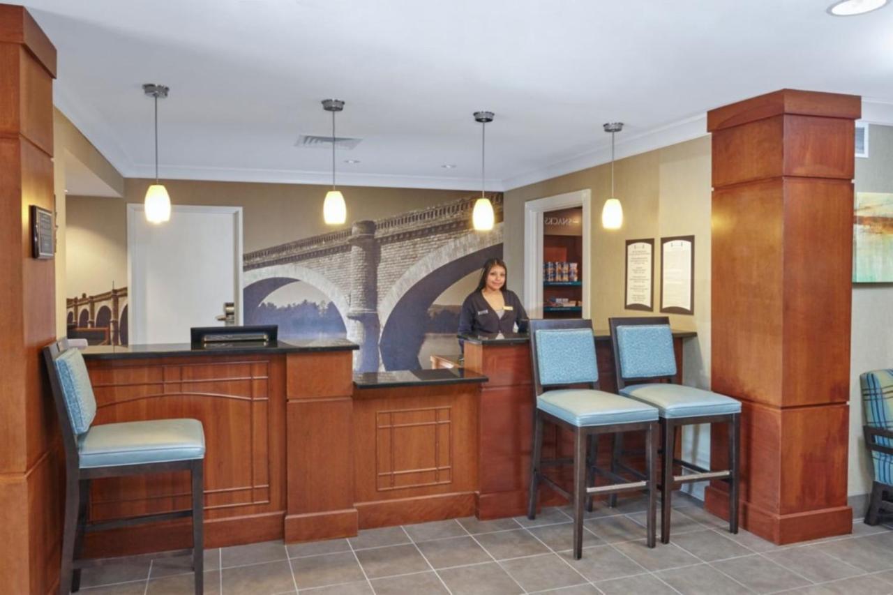 Staybridge Suites Lincolnshire By Ihg Dış mekan fotoğraf