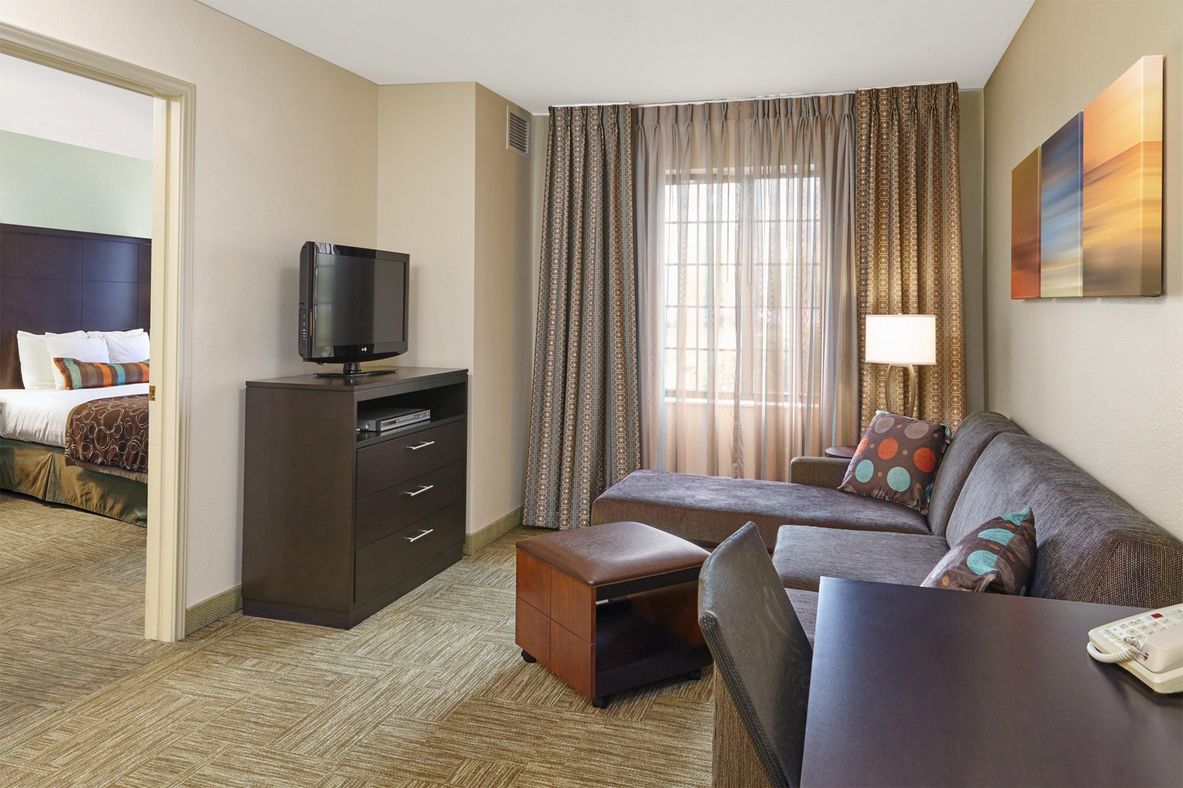Staybridge Suites Lincolnshire By Ihg Dış mekan fotoğraf