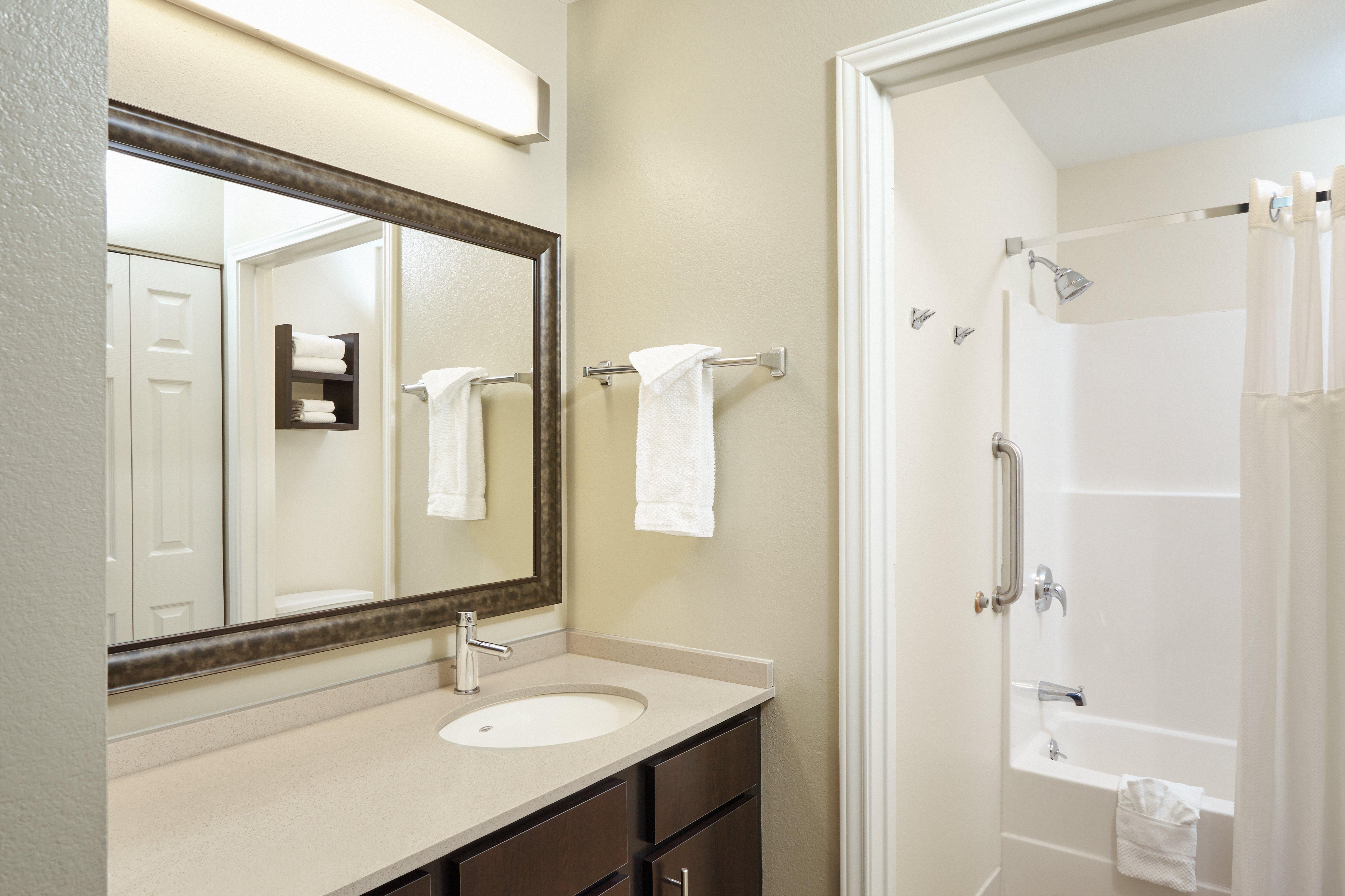 Staybridge Suites Lincolnshire By Ihg Dış mekan fotoğraf