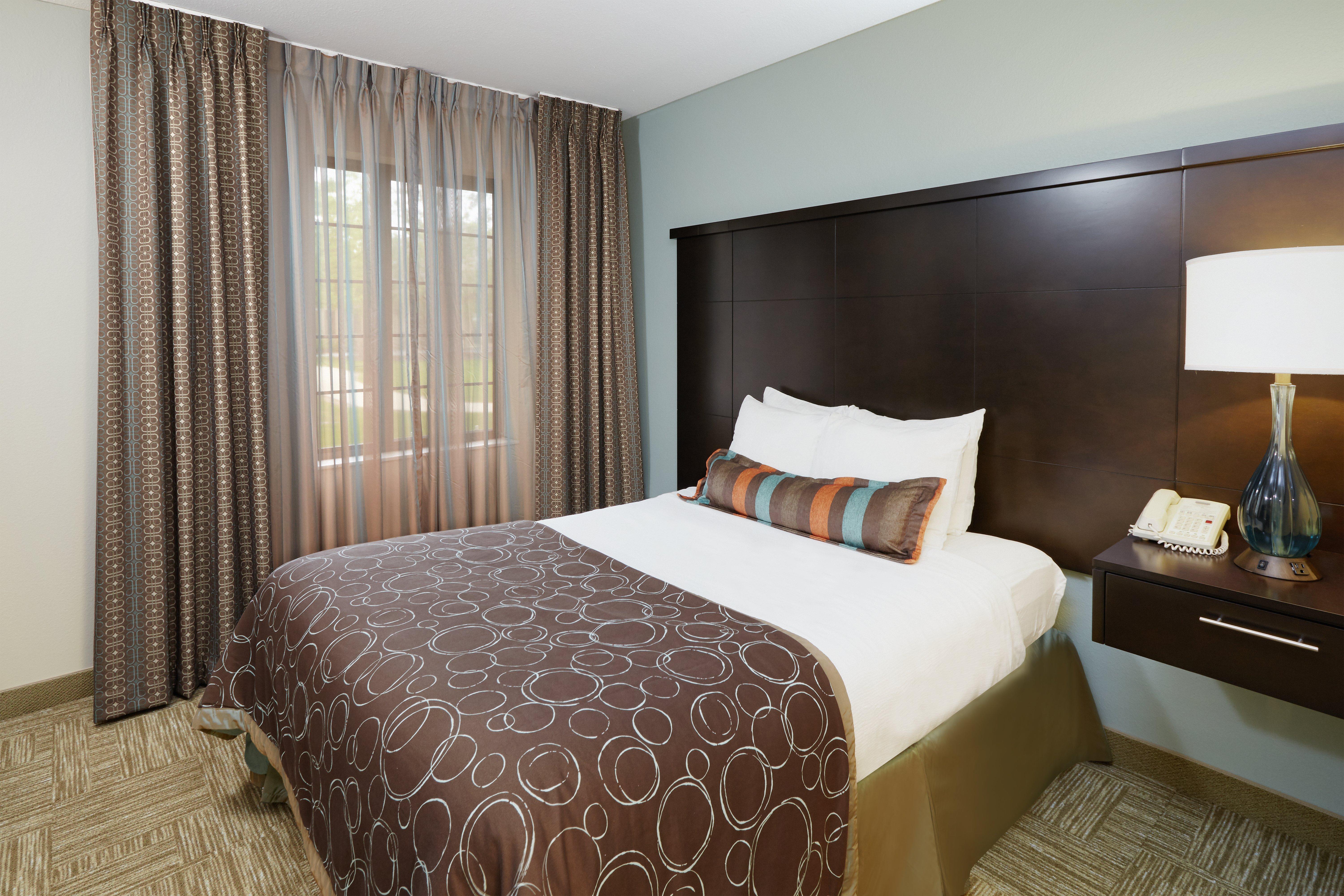 Staybridge Suites Lincolnshire By Ihg Dış mekan fotoğraf